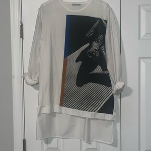 White extended shirt